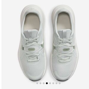 Nike Women's In-Season TR 13 White Athletic Shoes